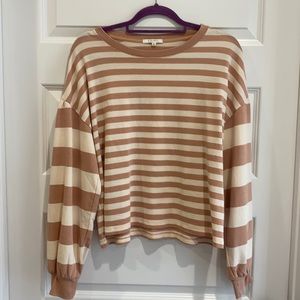 z supply long sleeve crop shirt size large